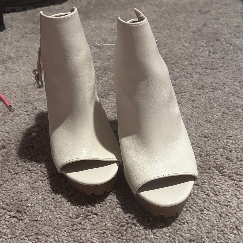 Report Cream Peep-Toe Heeled Boots